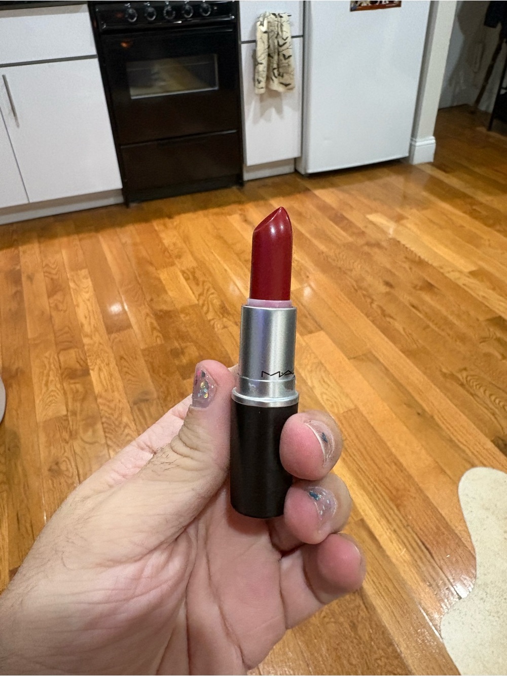 NEW MAC lipstick in shade Russian Red